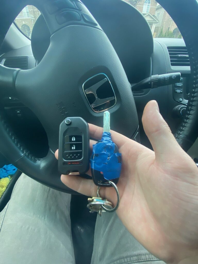 24/7 Mobile Car Key Cutting and Laser Key Duplication in Kitchener; professional on-site transponder key programming and fob replacement serving Waterloo, Cambridge, and Guelph. No towing required for all vehicle makes and models.