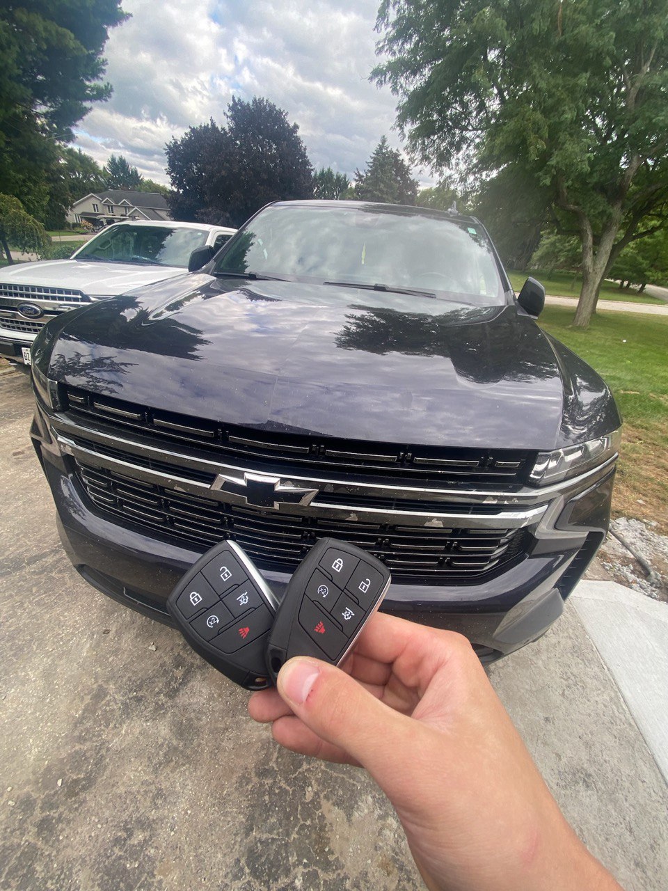 24/7 Mobile Car Locksmith in Kitchener; professional automotive key replacement, car lockout assistance, and ignition repair serving Waterloo, Cambridge, and Guelph. Expert onsite key programming with a free quote.